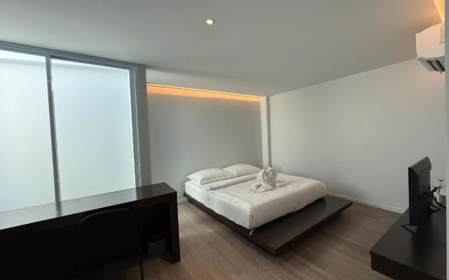 P168 Hostel Samui