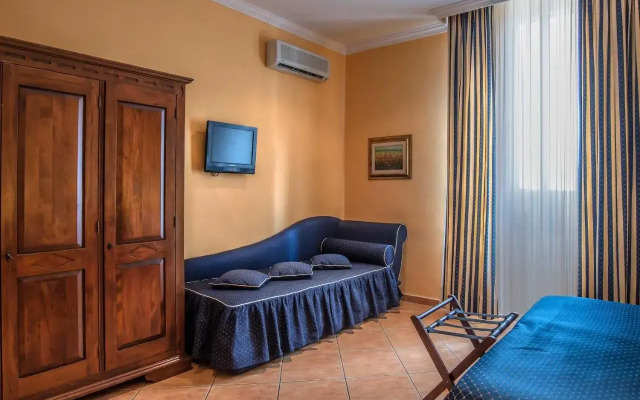Hotel Caracciolo