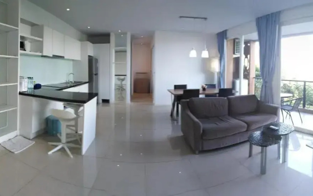 Atlantis Condo by Sompong
