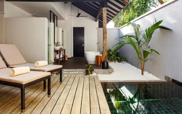 NH Collection Maldives Havodda Resort