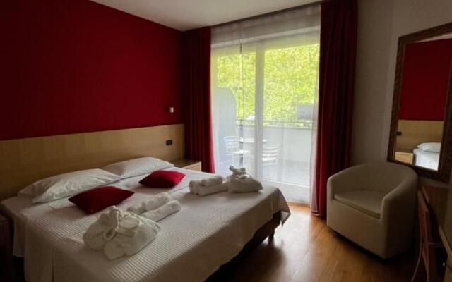 Hotel Oasi SPA & Wellness