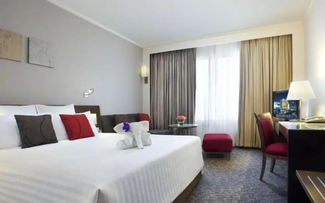 Отель Novotel Bangkok On Siam Square