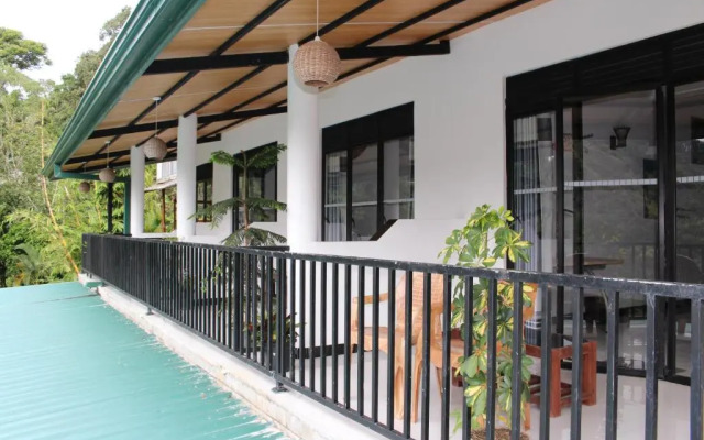 Rock side inn - Ella