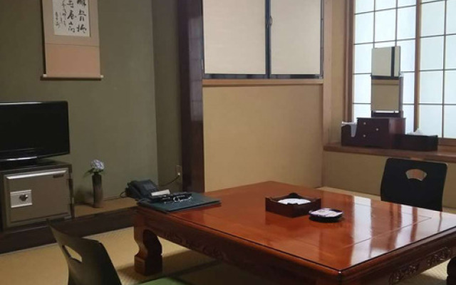 Shima Onsen Kotobukiya Ryokan