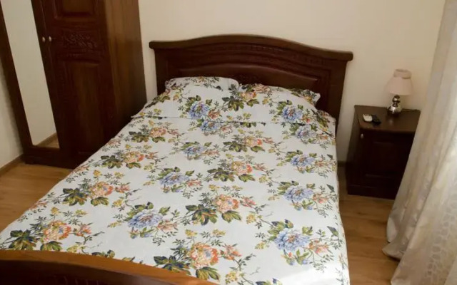 Guest House On Sverdlova 16 3