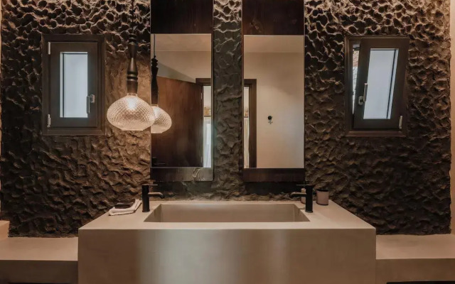 Onym Curated Villas