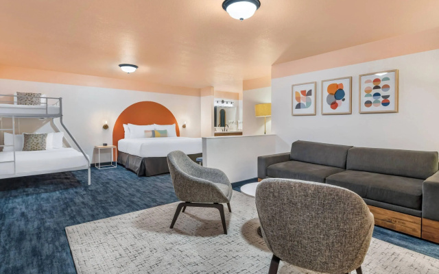 The Sandman Santa Rosa Sonoma, an Ascend Collection Hotel