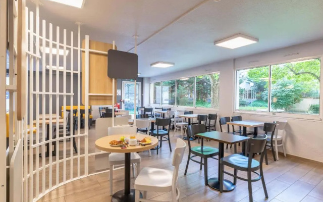 B&B HOTEL Lyon Centre Monplaisir