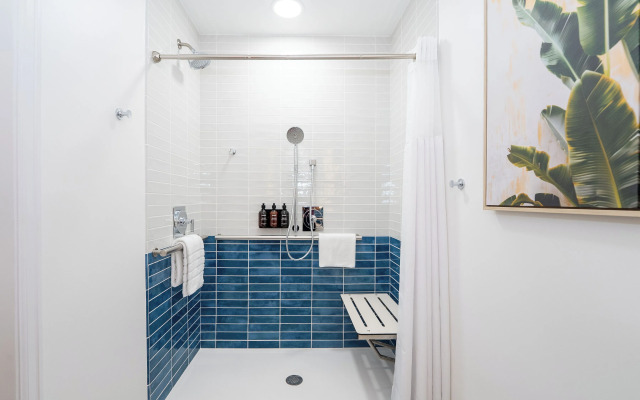 Sunshine Suites Resort