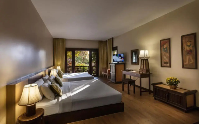 Lanna Dusita Riverside Boutique Resort