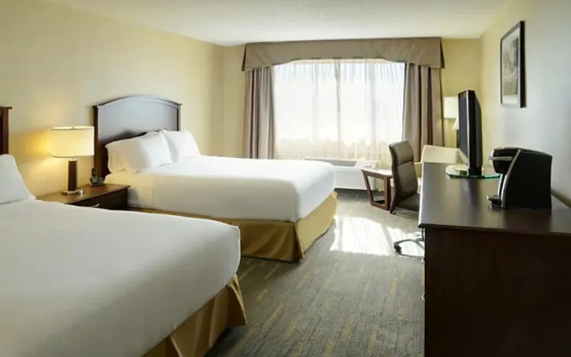 Holiday Inn Lethbridge by IHG