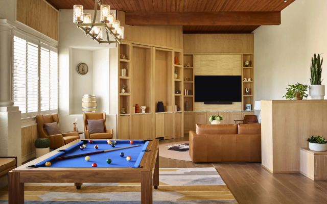 The Scottsdale Resort and Spa, Curio Collection by Hilton