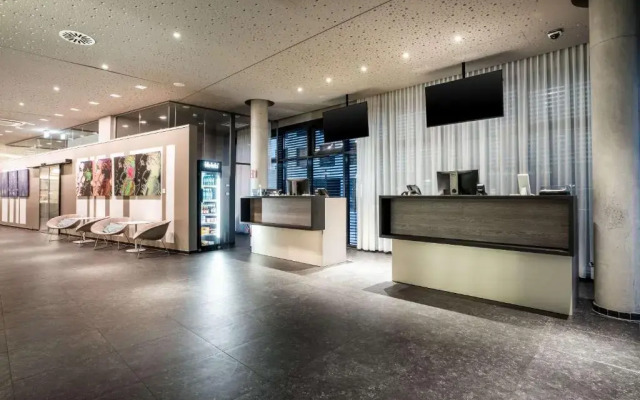Hey Lou Hotel Monheim am Rhein	