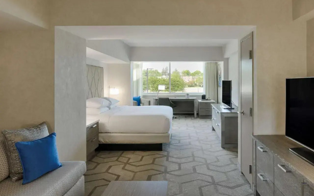 The Kingsley Bloomfield Hills - a DoubleTree by Hilton