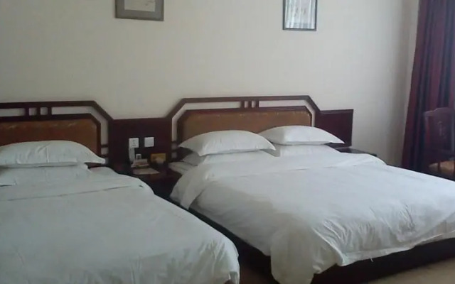 Yunshangsiji Fairyland Hotel of Tengchong Jadeite