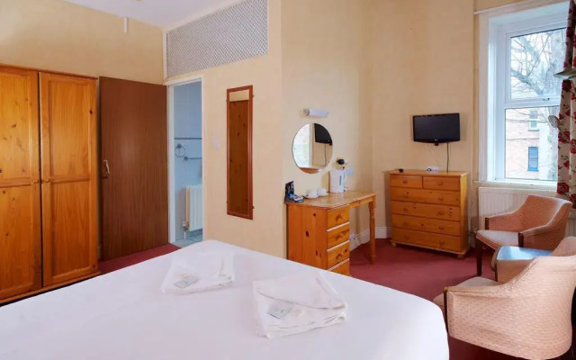 Glendevon Hotel