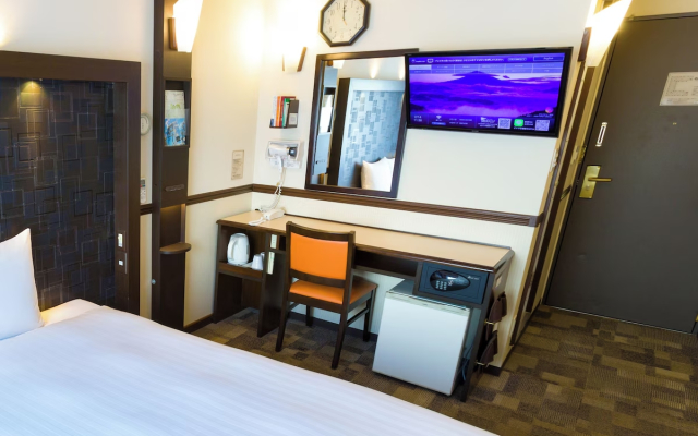 Toyoko Inn Shinagawa Konan Tennozu Isle