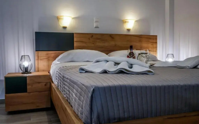 Avra Studios & Apartments