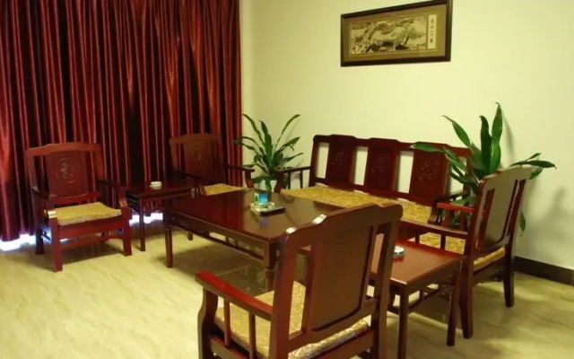 Yunshangsiji Fairyland Hotel of Tengchong Jadeite