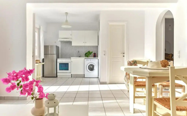 Cleopatra Seaside Homes Paros