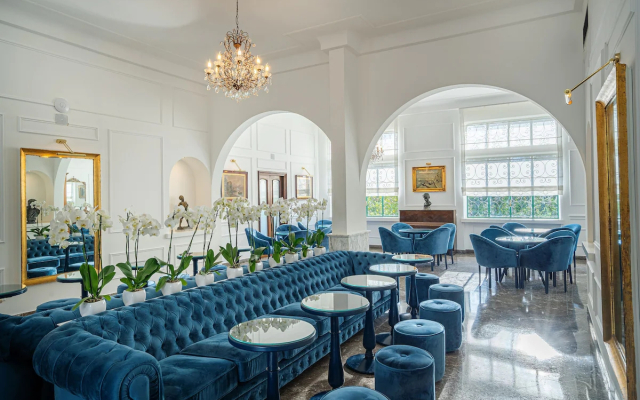 Majestic Palace Hotel