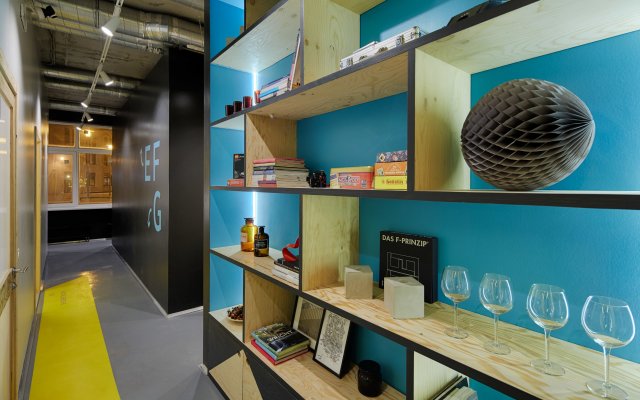 Twin Cities Melbourne Hostel