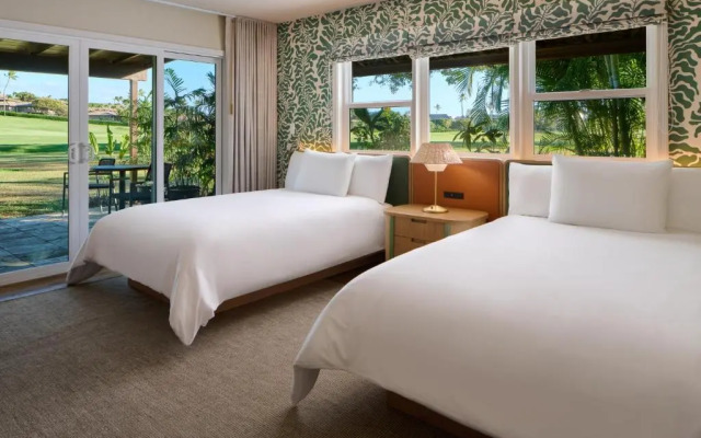 Royal Lahaina Resort & Bungalows