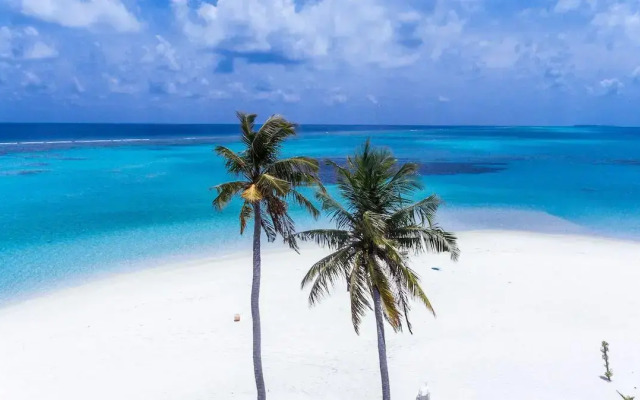 Ariston Dhangethi Inn