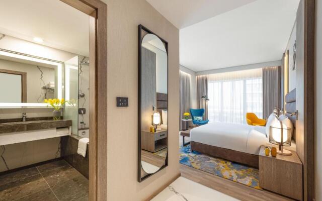 voco Dubai the Palm by IHG