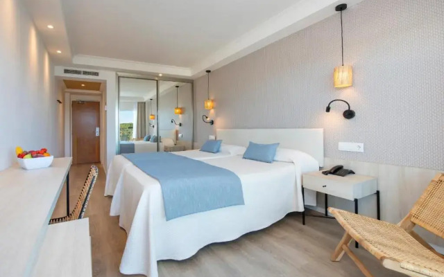 Отель HSM Atlantic Park Hotel