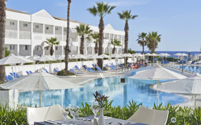 Sandy Beach Resort - All Inclusive
