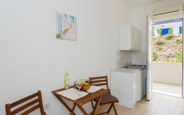 Stelios Studios