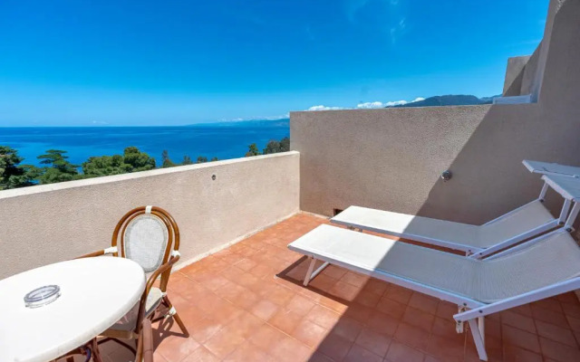 Mangia's Pollina Resort
