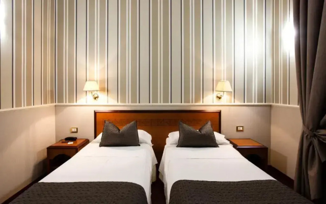 Astor Hotel