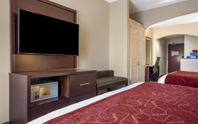 Comfort Suites near Penn State - State College, PA
