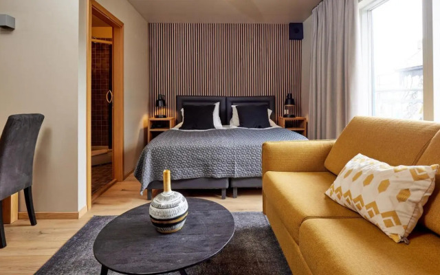 Hotel Fron