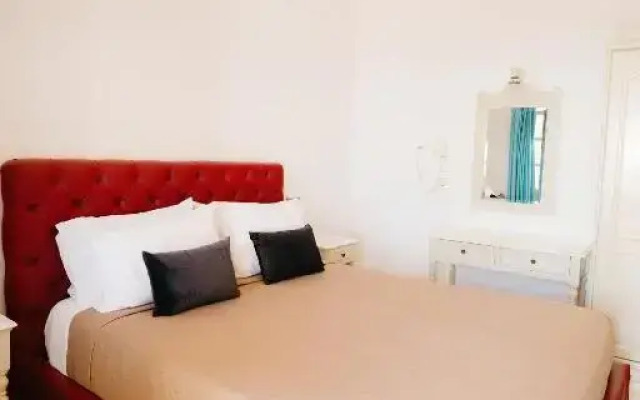 Blue Arise Fira Hotel