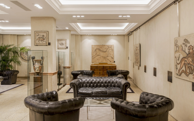 The Hotel Villa Real