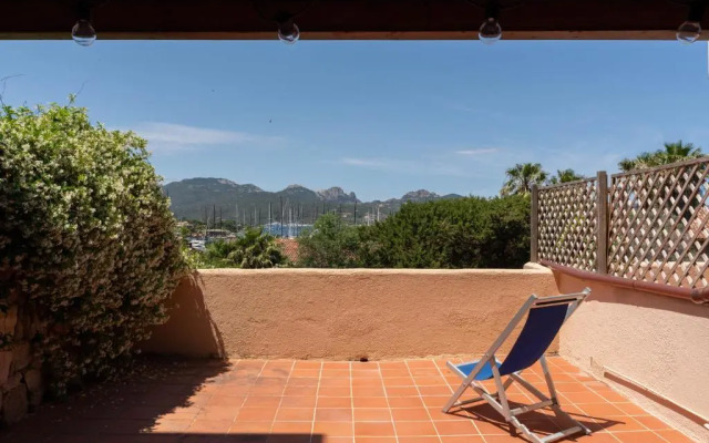 Отель Sunset Suite Sardinia