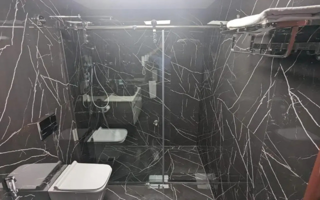Sharjah Royal Tulip Hotel apartment