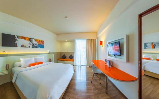 HARRIS Hotel Seminyak Bali