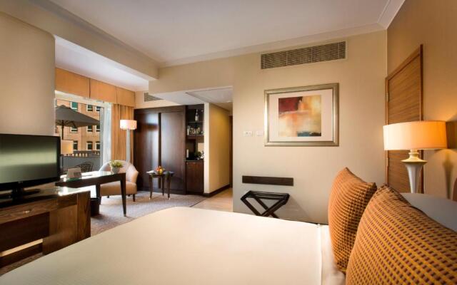 Swissotel Al Murooj Dubai Hotel
