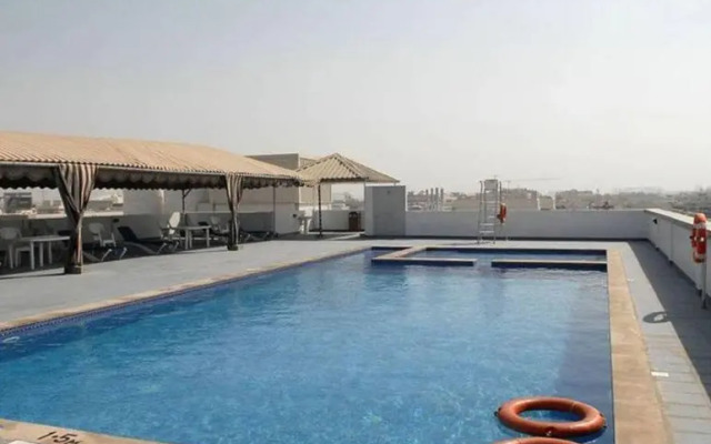 All Seasons (1 BR Apt)