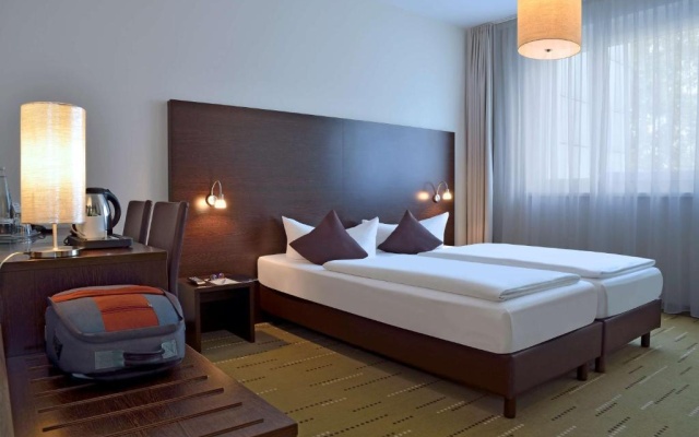 Standard Twin room (twin beds)
