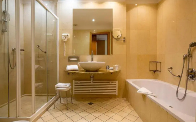 Crowne Plaza Padova by IHG Hotel