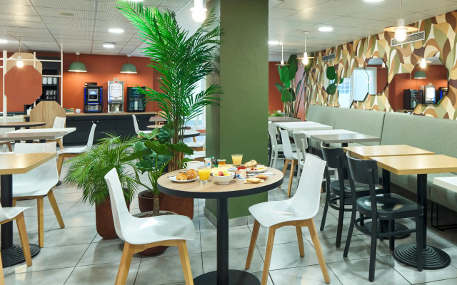 B&B HOTEL Paris Porte de la Villette