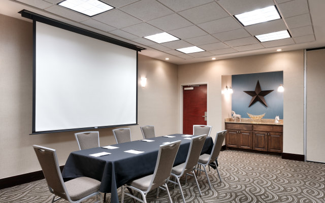 Hampton Inn & Suites Ft. Worth-Burleson