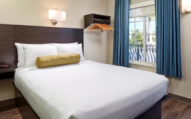 SureStay Hotel by Best Western San Diego Pacific Beach