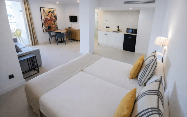 Vistasol Apartments