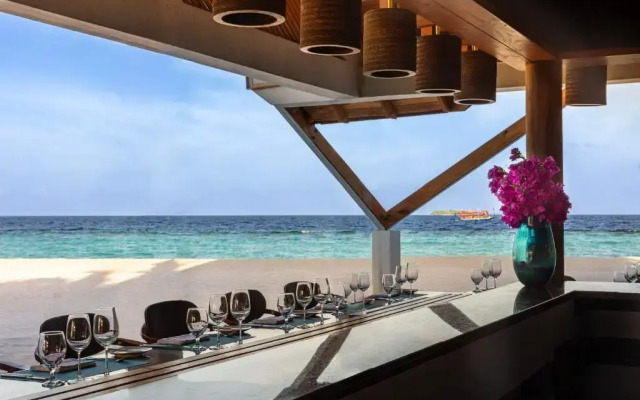 NH Collection Maldives Havodda Resort